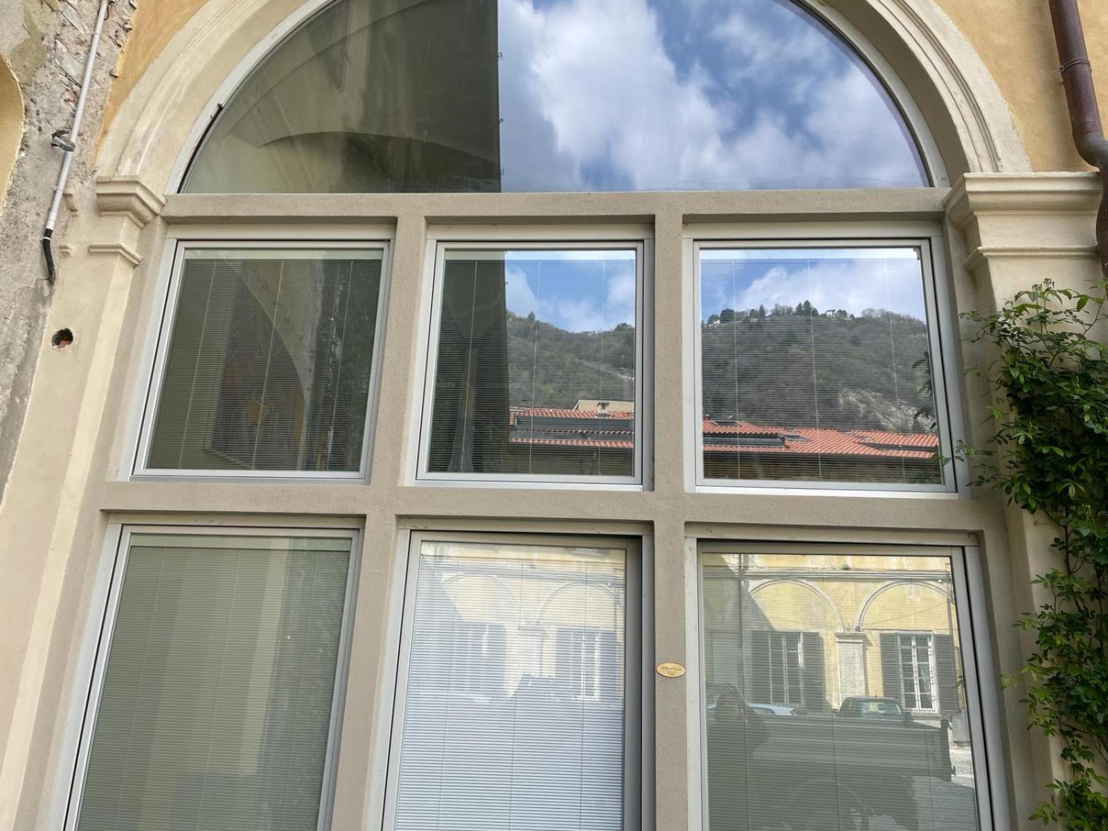 L'Arco Del Convento Apartment Como Exterior photo